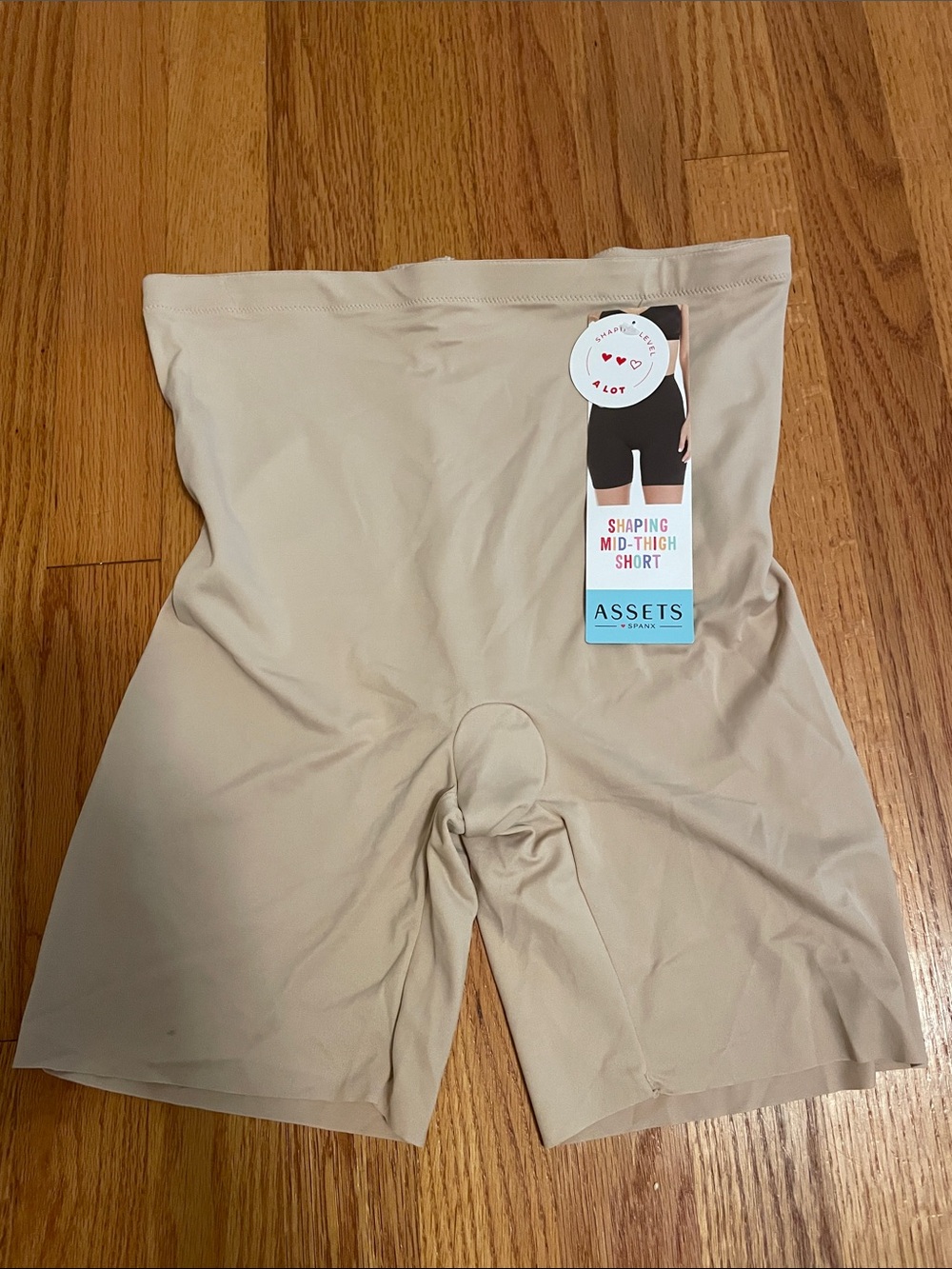 Assets By Spanx Nude Shaping Mid-Thigh Short